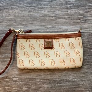 Dooney & Bourke wristlet bag